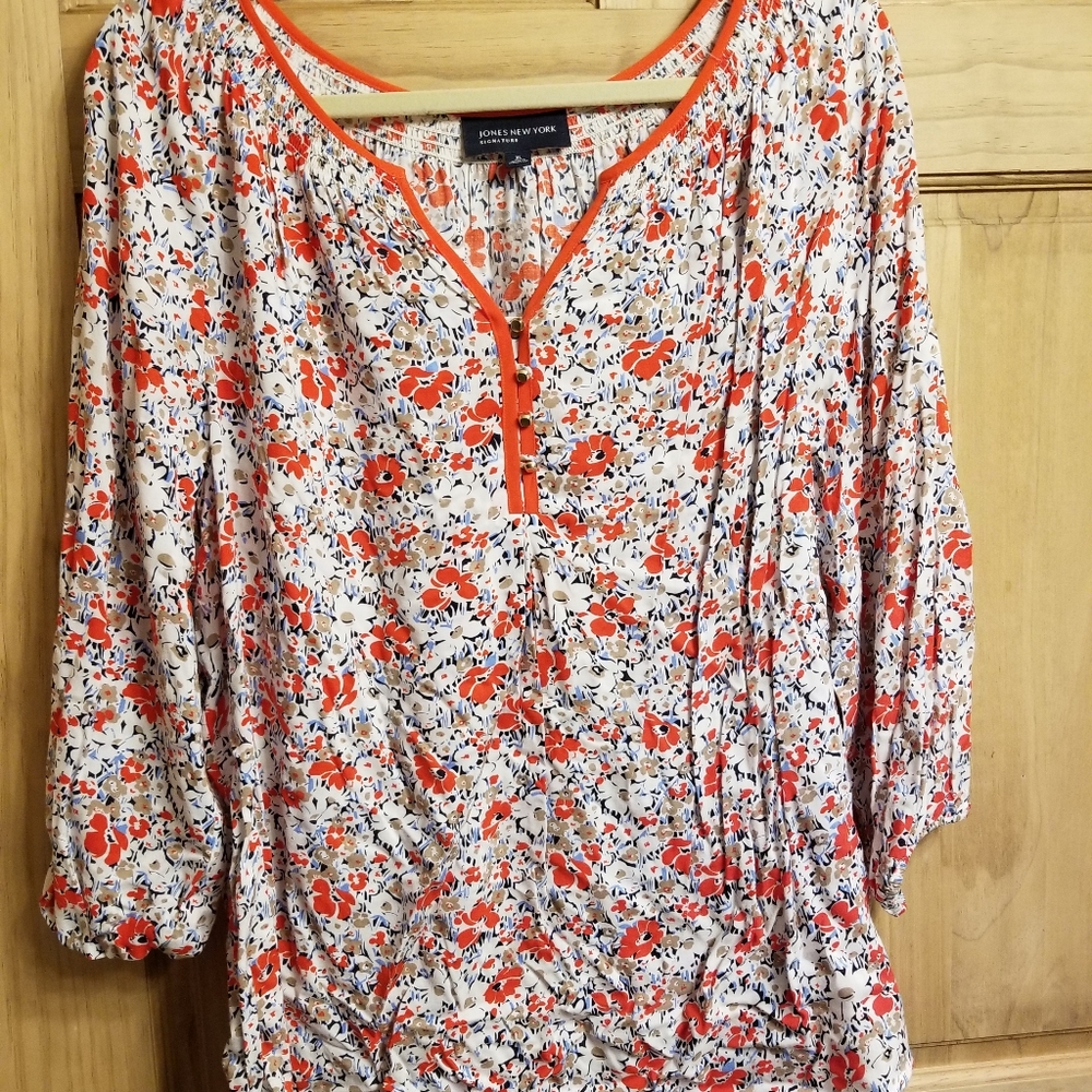 EUC Jones NY 3/4 Sleeve blouse